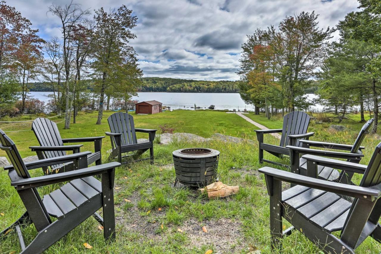 Lakefront Catskills Getaway With Private Deck! Βίλα Forestburgh Εξωτερικό φωτογραφία