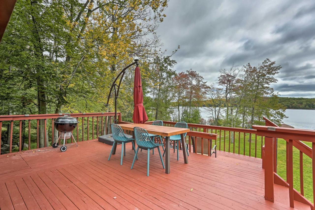 Lakefront Catskills Getaway With Private Deck! Βίλα Forestburgh Εξωτερικό φωτογραφία